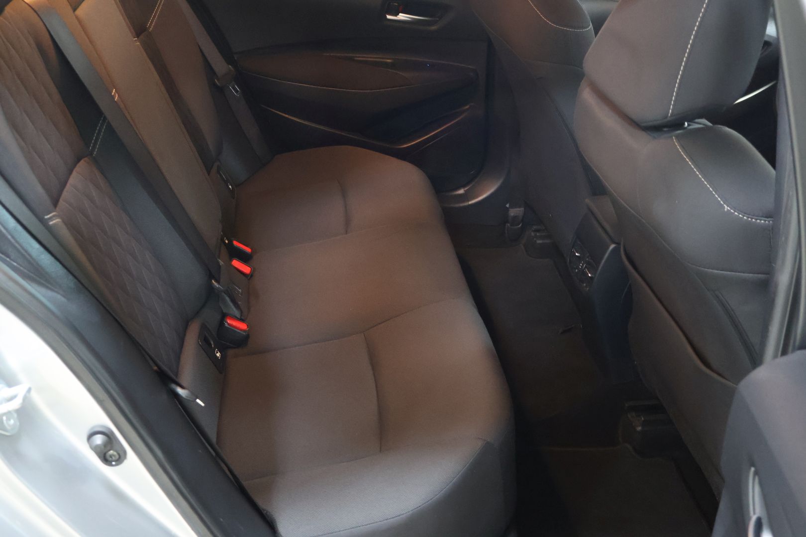 EKSPERTİZLİ COROLLA OTOMATİK DREAM SERVİS BKM %20FATURA