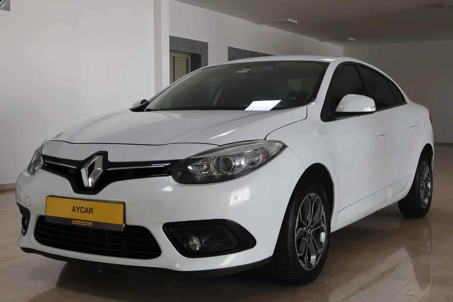 AYCAR'DAN 2016 OTOMATİK 1.5 DCİ TOUCH BOYASIZ TRAMERSİZ 1 PARÇA DEĞİŞEN
